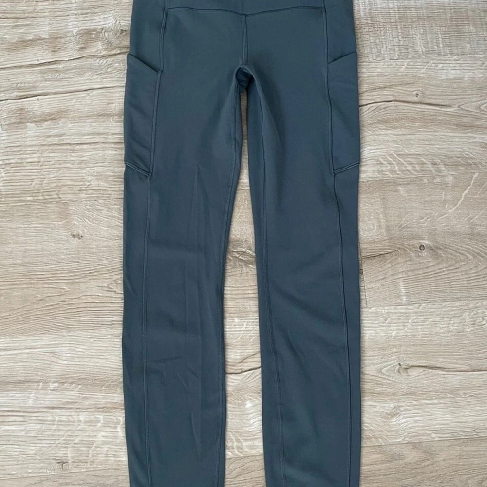 Lululemon Speed Up tight leggings full On Luxtreme dark green